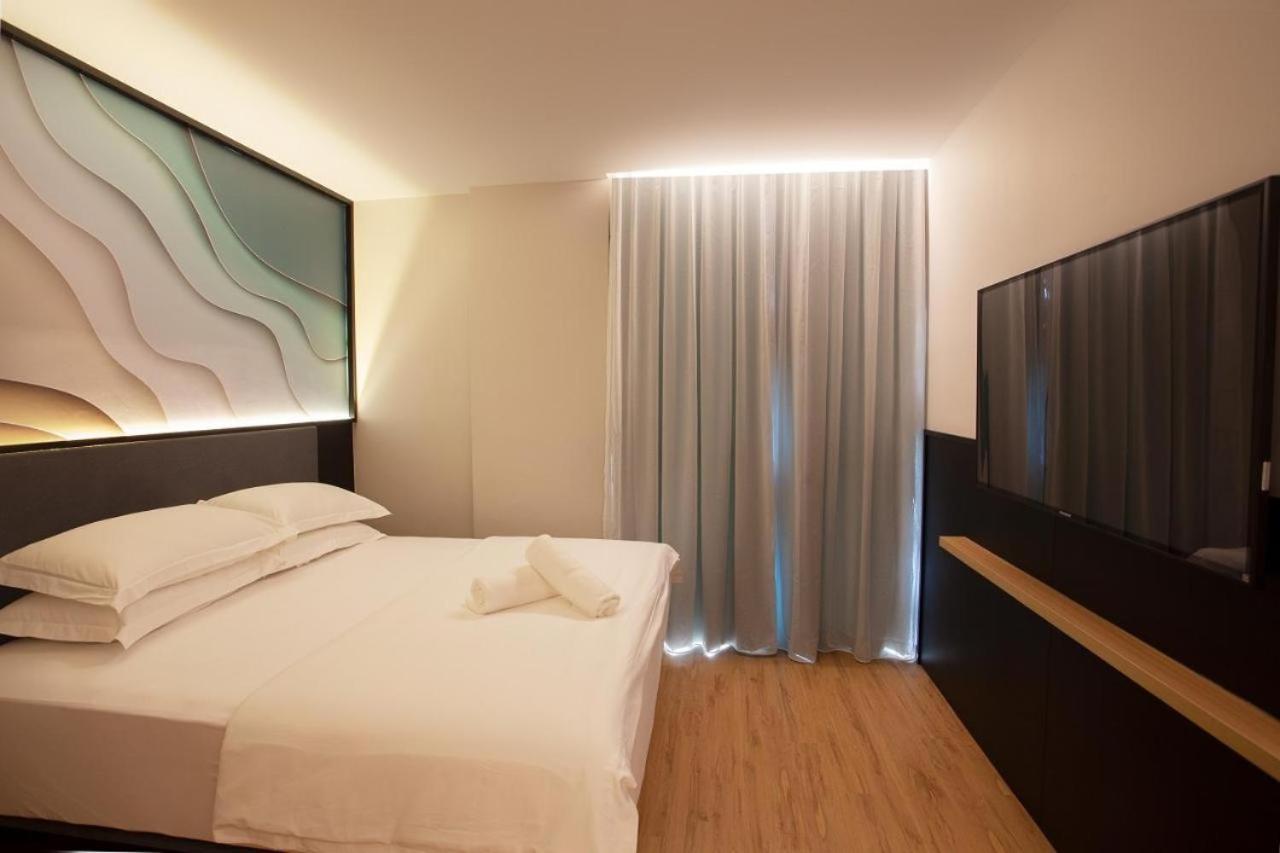 Hako Hotel Johor Bahru Exterior photo